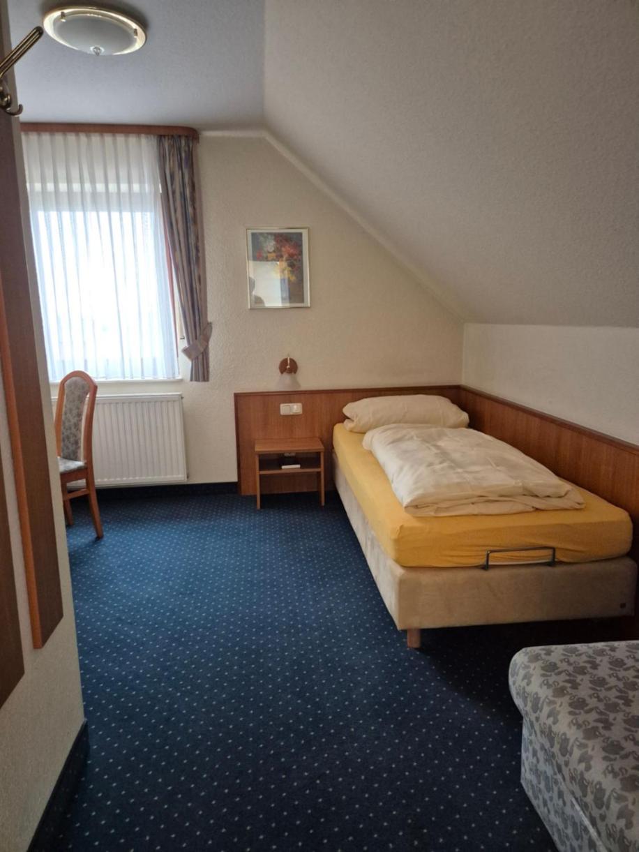 Hotel Zur Waage บัดมึนสเตอร์ไอเฟิล ภายนอก รูปภาพ