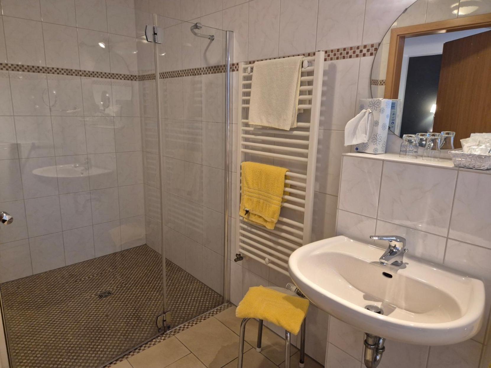 Hotel Zur Waage บัดมึนสเตอร์ไอเฟิล ภายนอก รูปภาพ