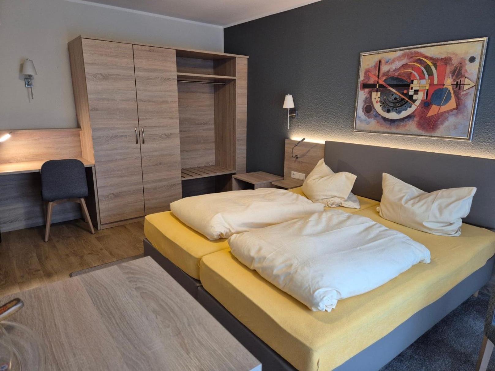 Hotel Zur Waage บัดมึนสเตอร์ไอเฟิล ภายนอก รูปภาพ