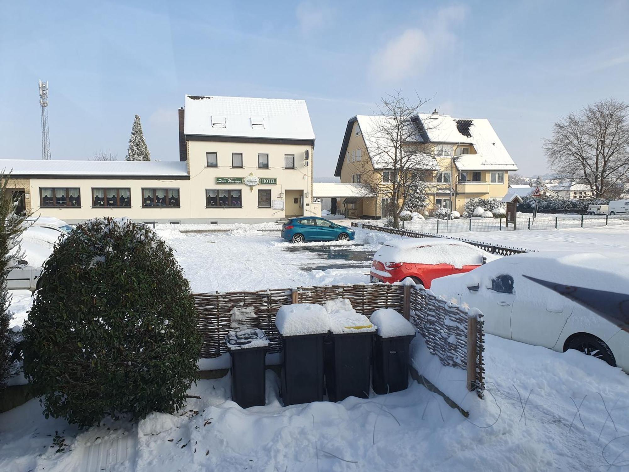 Hotel Zur Waage บัดมึนสเตอร์ไอเฟิล ภายนอก รูปภาพ