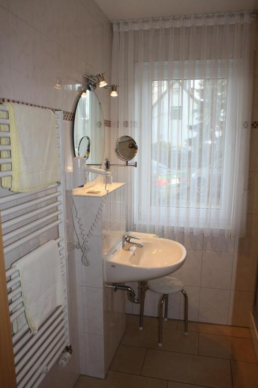 Hotel Zur Waage บัดมึนสเตอร์ไอเฟิล ห้อง รูปภาพ