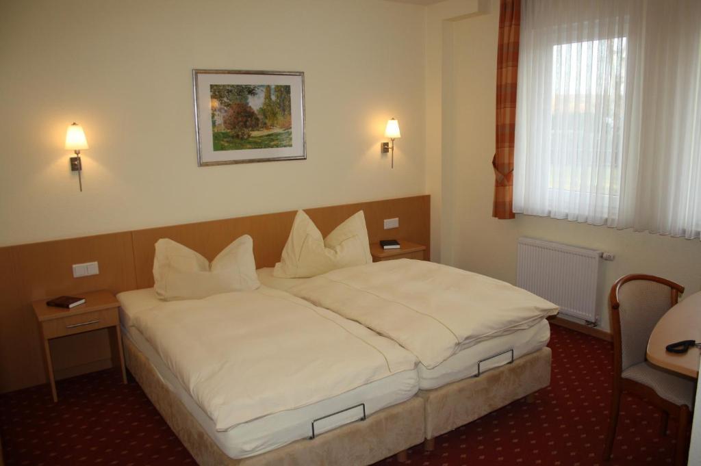 Hotel Zur Waage บัดมึนสเตอร์ไอเฟิล ห้อง รูปภาพ